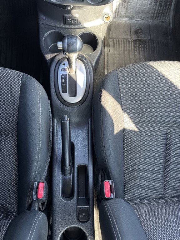 2017 Nissan Versa Image 17