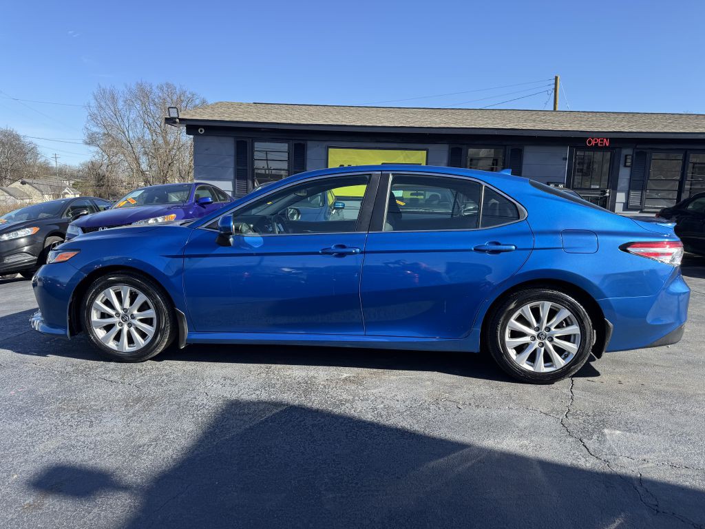 2020 Toyota Camry Image 7