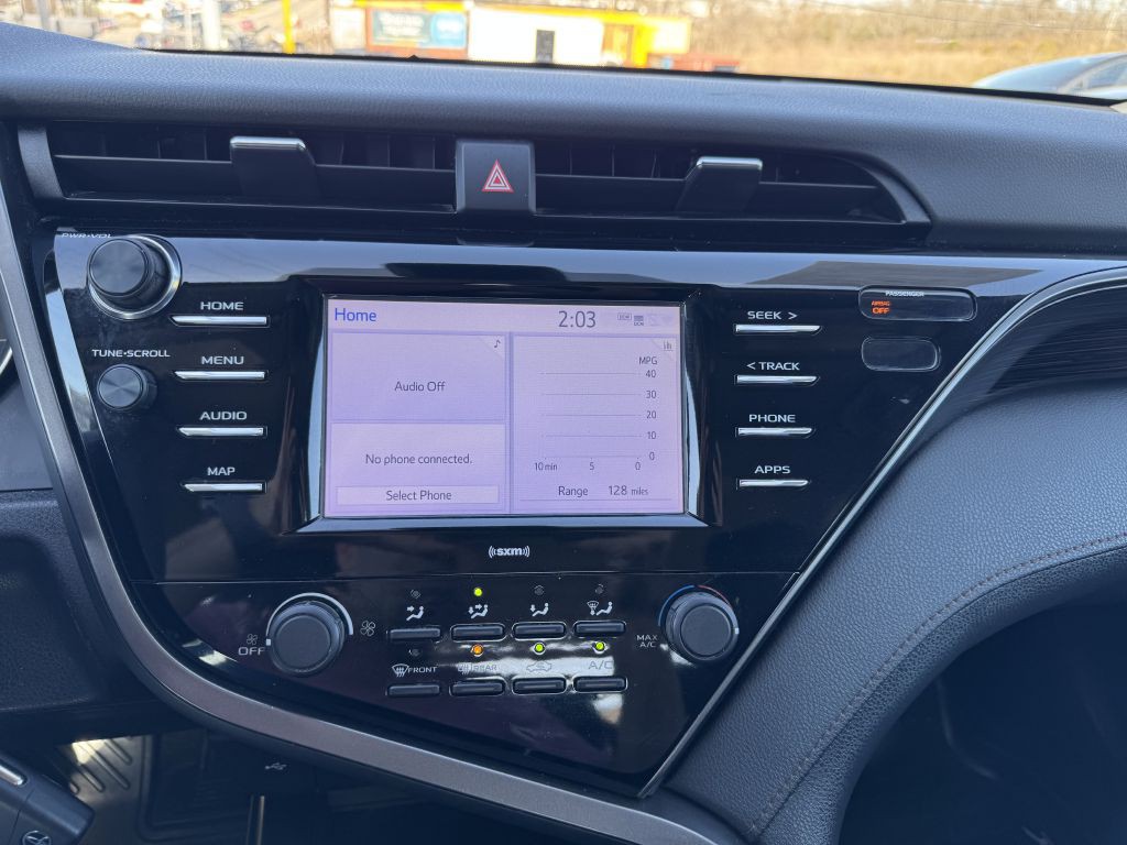 2020 Toyota Camry Image 16