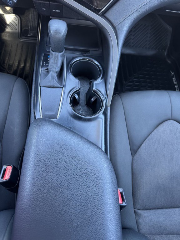 2020 Toyota Camry Image 18