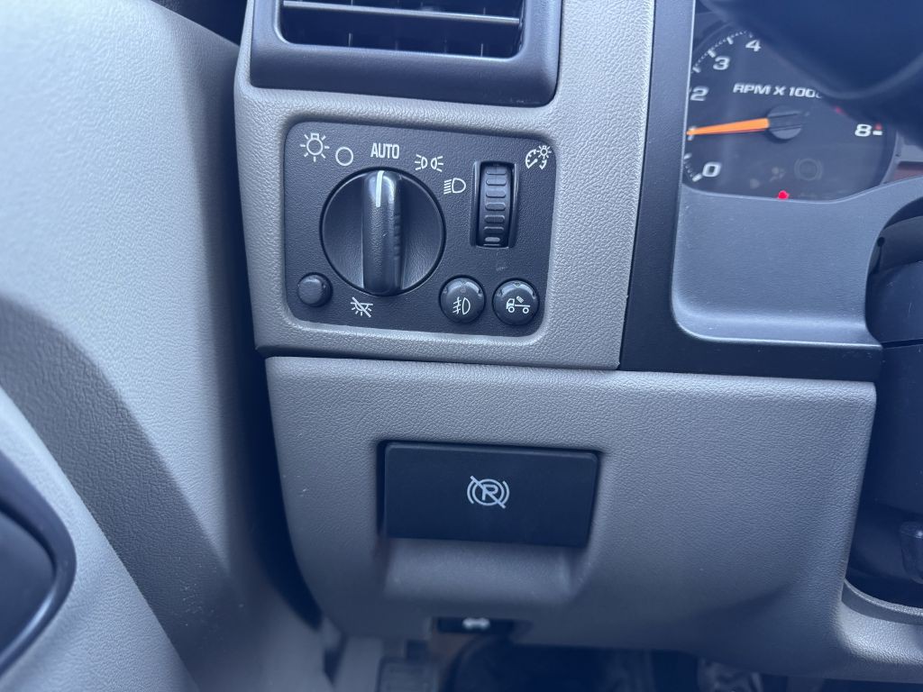 2006 GMC Canyon Image 13