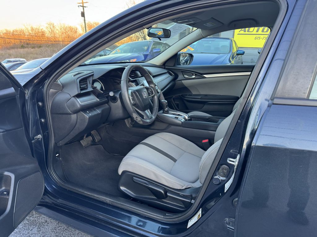 2018 Honda Civic Image 10