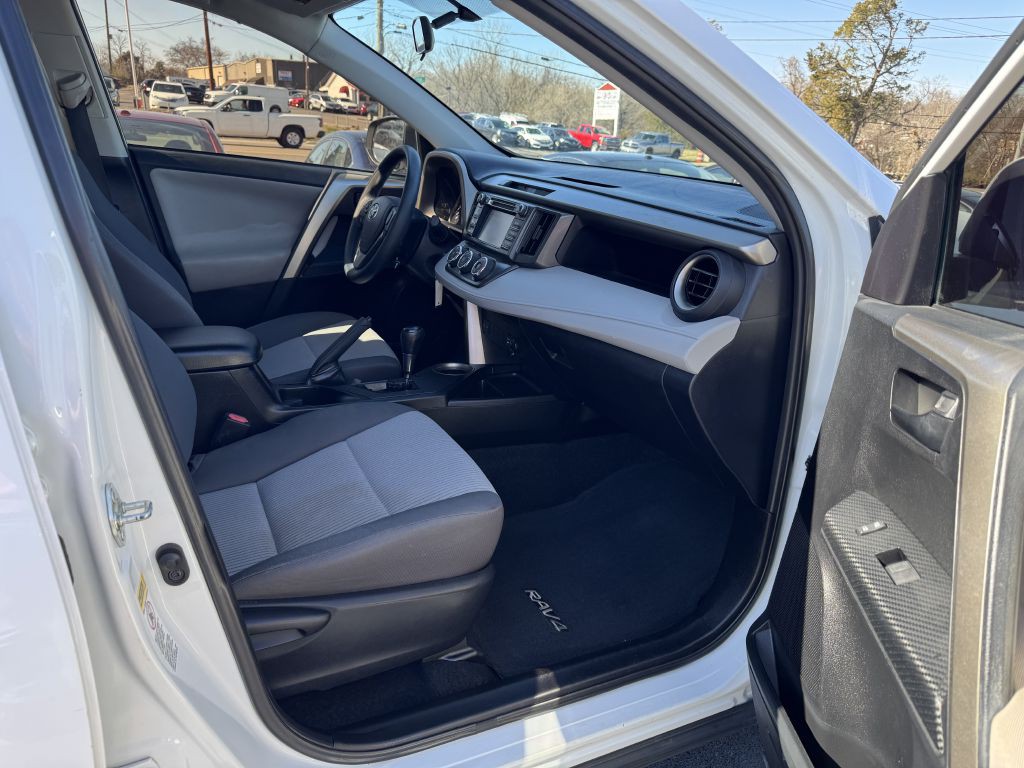 2014 Toyota Rav4 Image 23