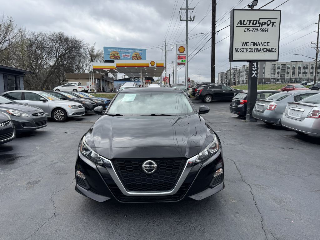 2019 Nissan Altima Image 2