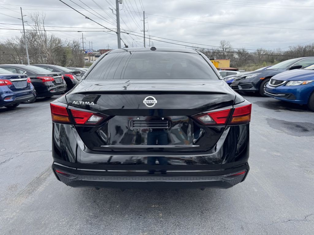 2019 Nissan Altima Image 5