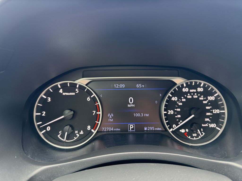 2019 Nissan Altima Image 12