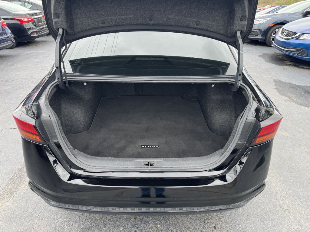 2019 Nissan Altima Image 20