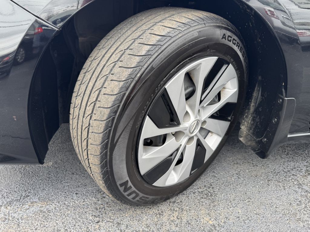 2019 Nissan Altima Image 21