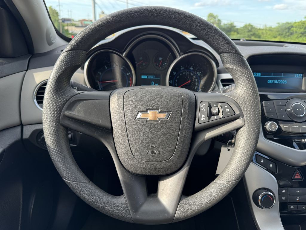 2014 Chevrolet Cruze Image 13