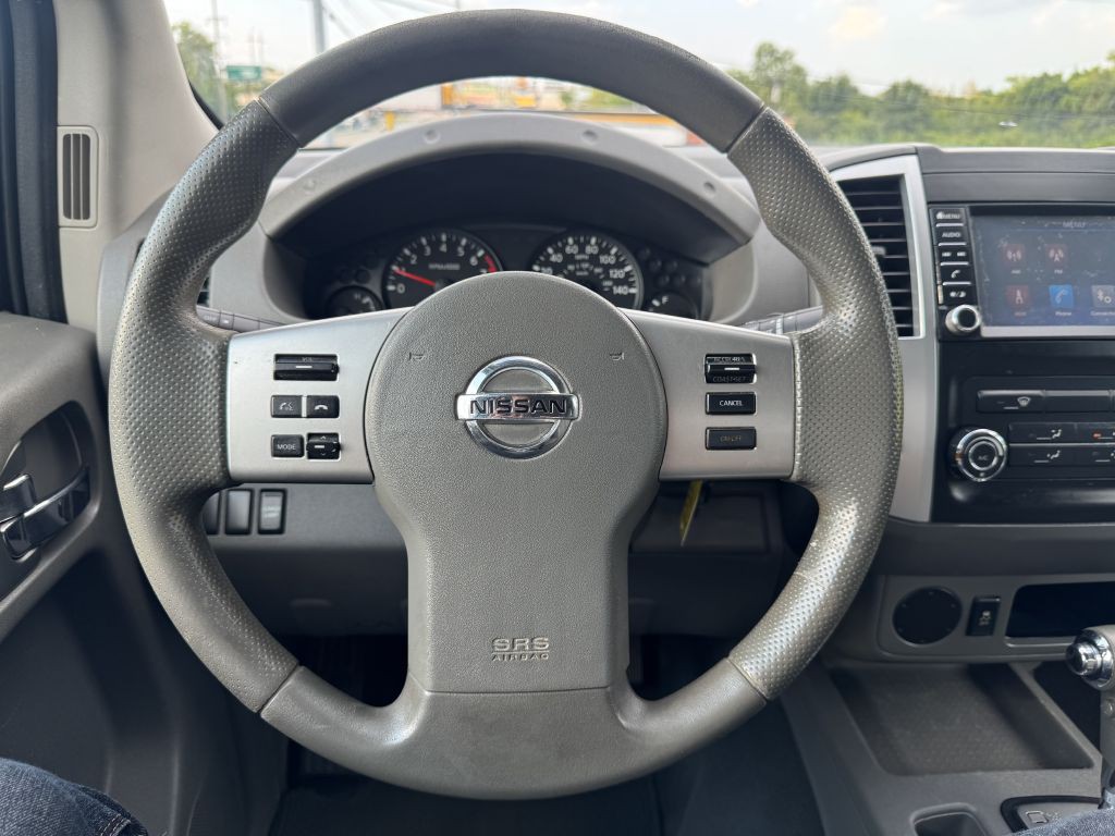 2019 Nissan Frontier Image 13