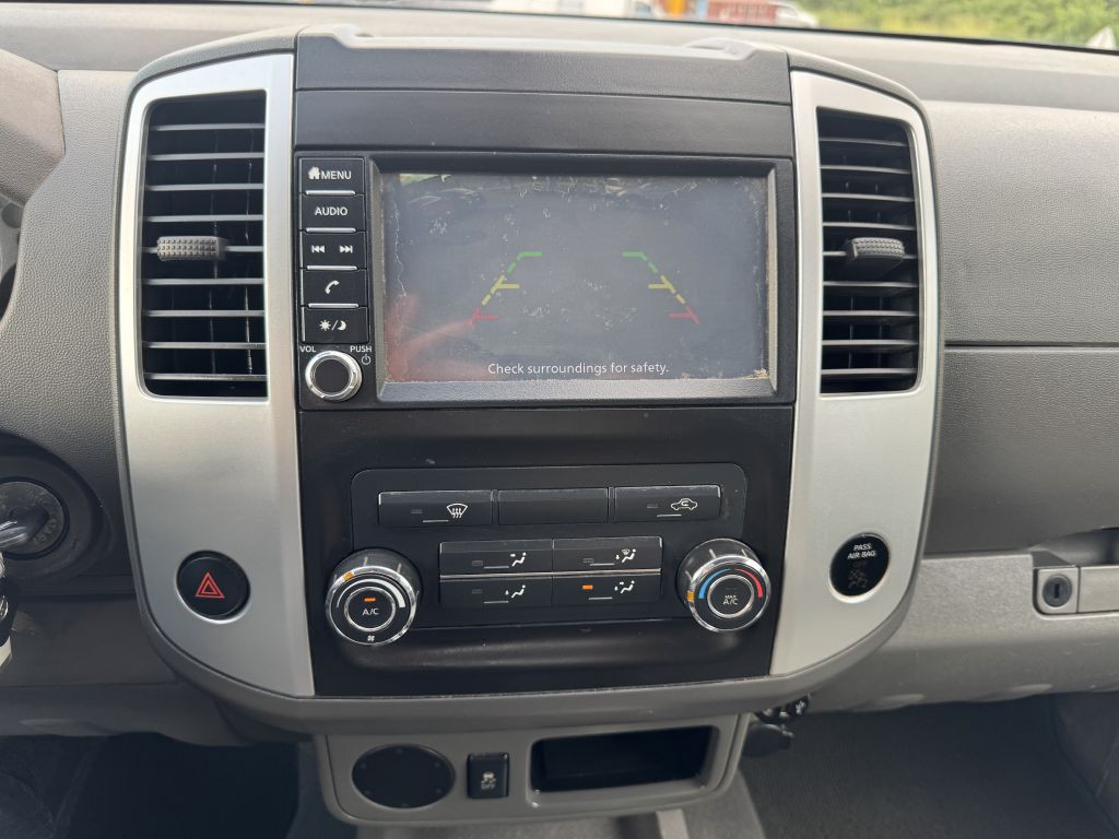 2019 Nissan Frontier Image 17