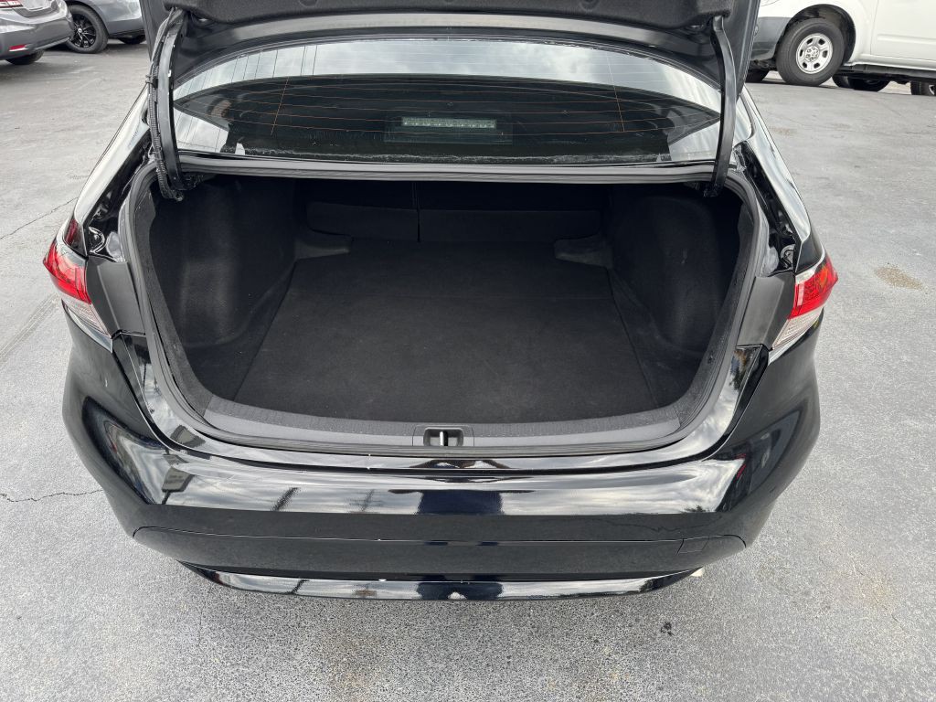 2020 Toyota Corolla Image 20