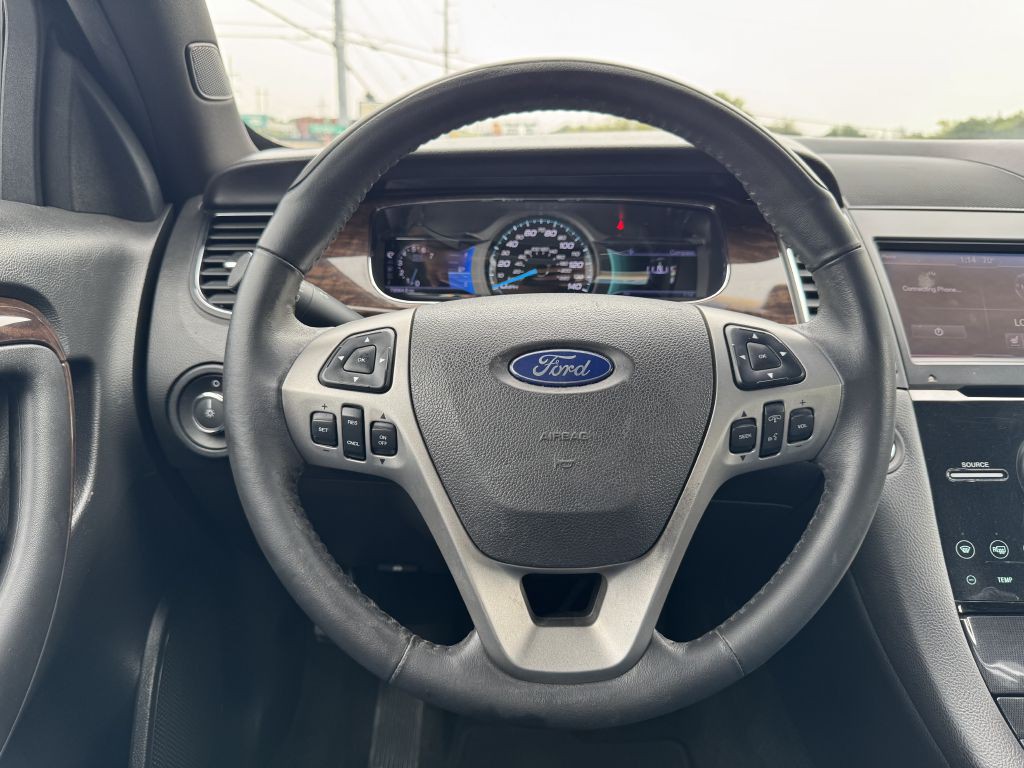 2013 Ford Taurus Image 13