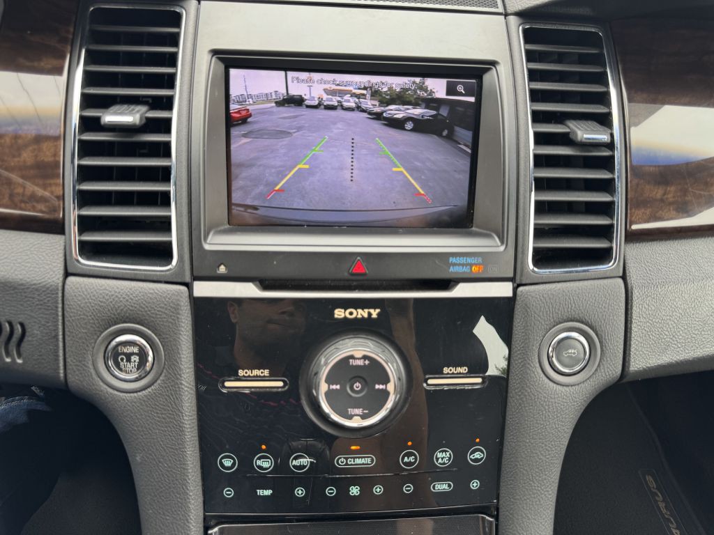 2013 Ford Taurus Image 17