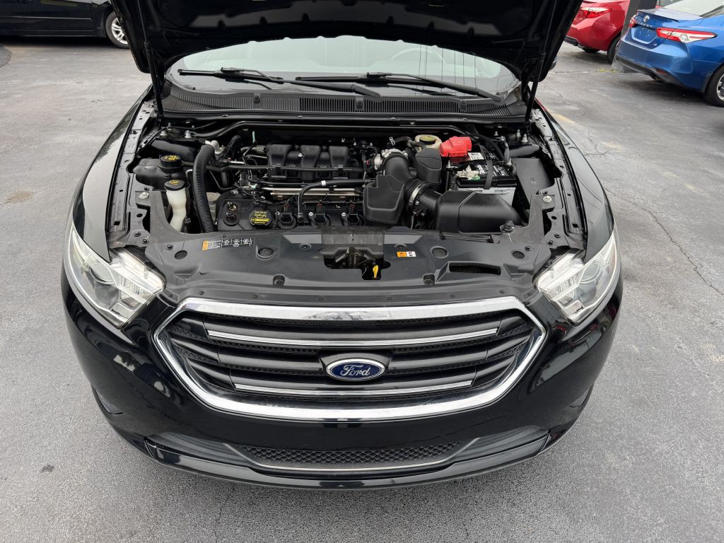 2013 Ford Taurus Image 19