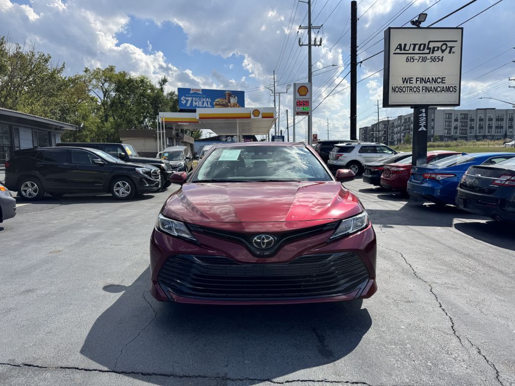 2019 Toyota Camry Image 2