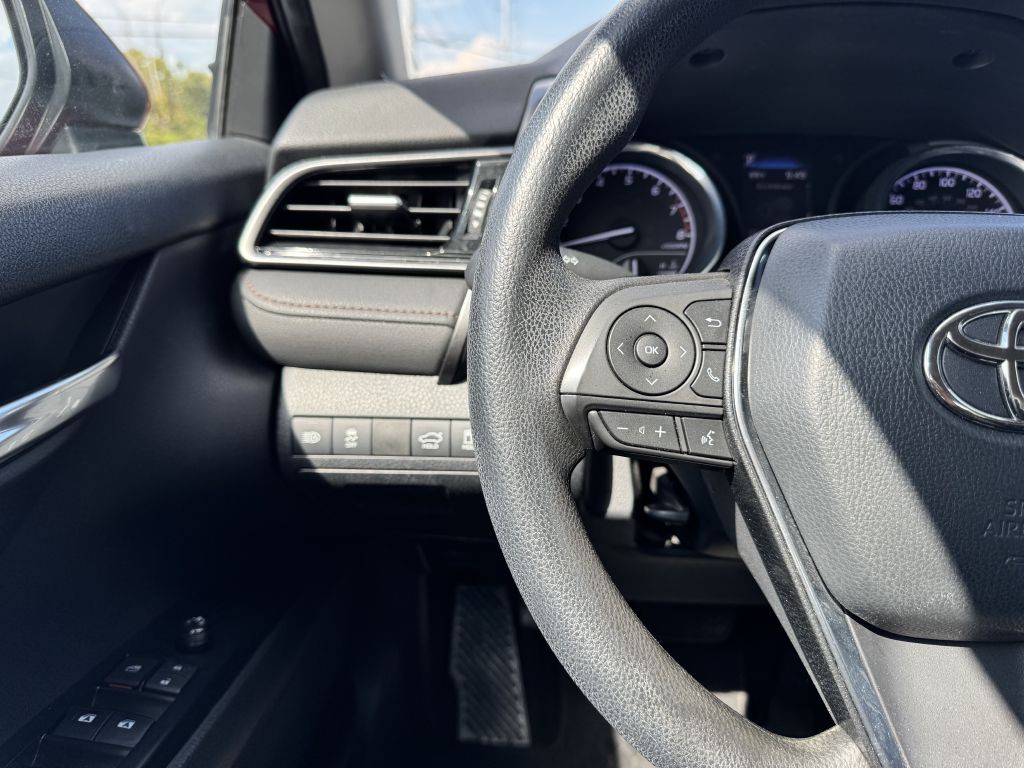 2019 Toyota Camry Image 14