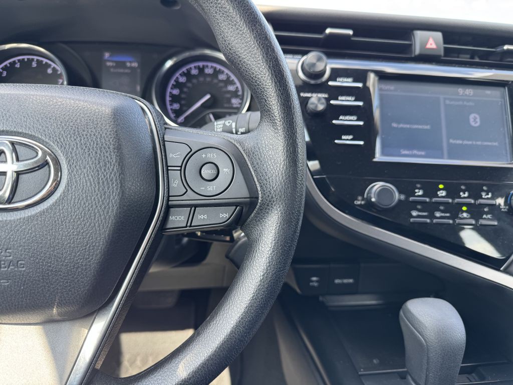2019 Toyota Camry Image 15