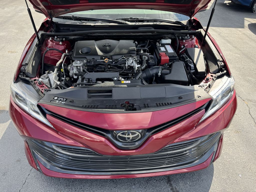 2019 Toyota Camry Image 19