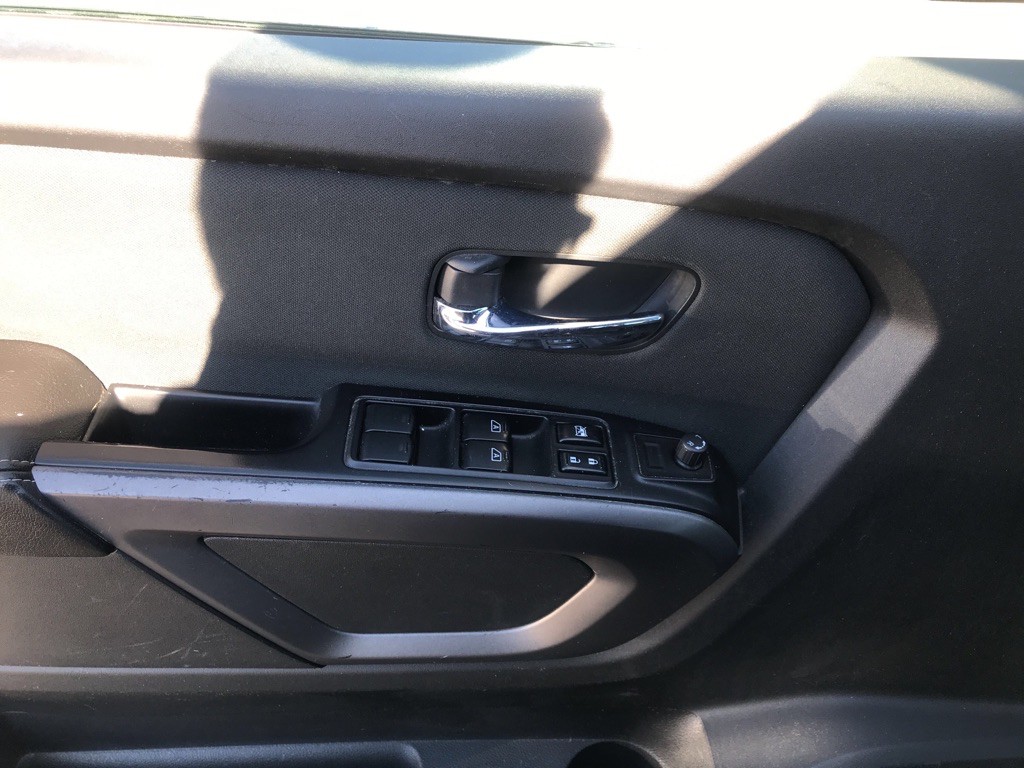 2015 Nissan Titan Image 7