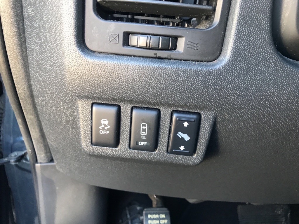 2015 Nissan Titan Image 12