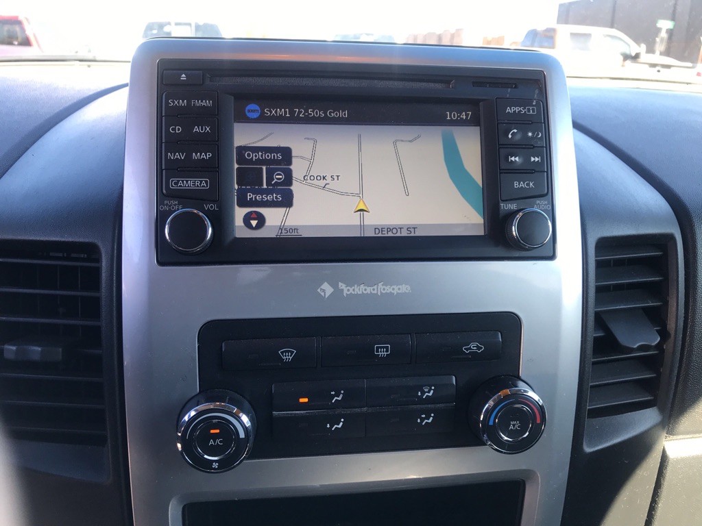 2015 Nissan Titan Image 13