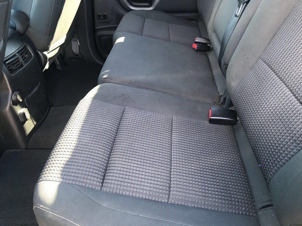 2015 Nissan Titan Image 18