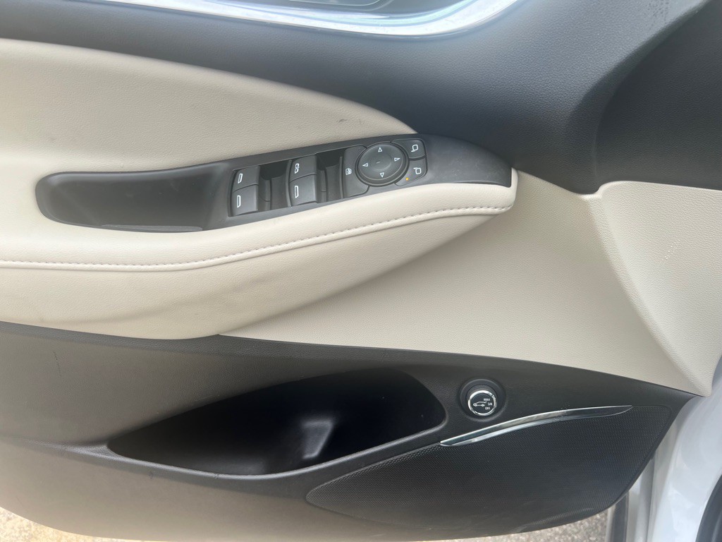 2021 Buick Enclave Image 11