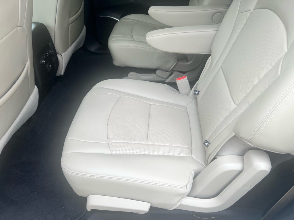 2021 Buick Enclave Image 25