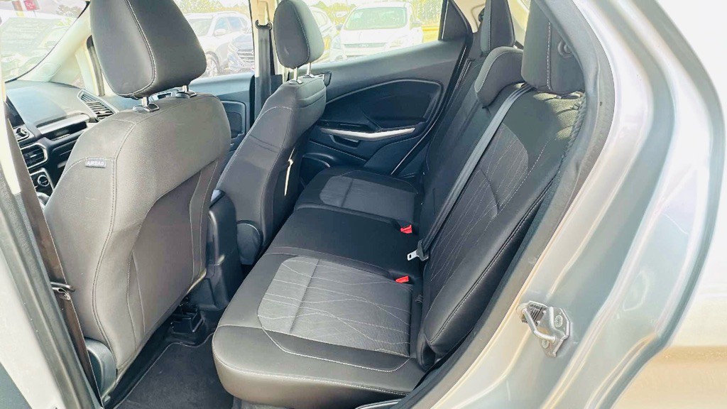 2020 Ford Econoline Image 6