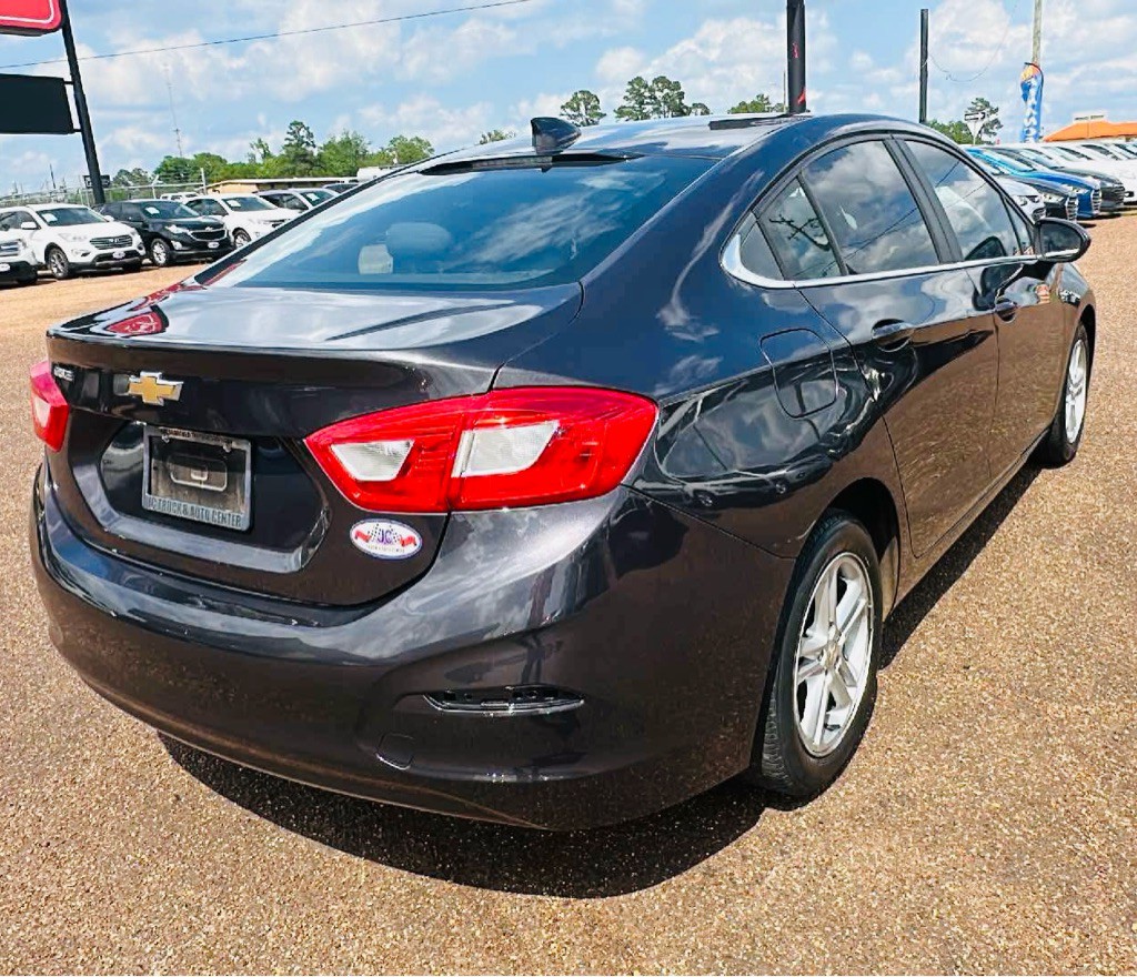 2016 Chevrolet Cruze Image 4