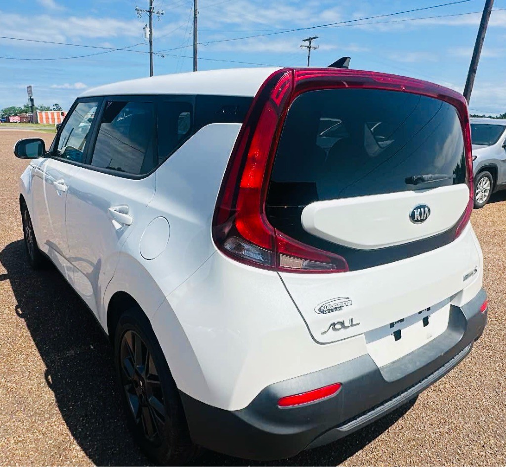 2021 Kia Soul Image 4