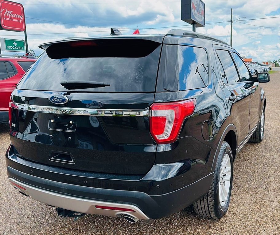 2016 Ford Explorer Image 4