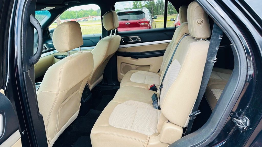 2016 Ford Explorer Image 7