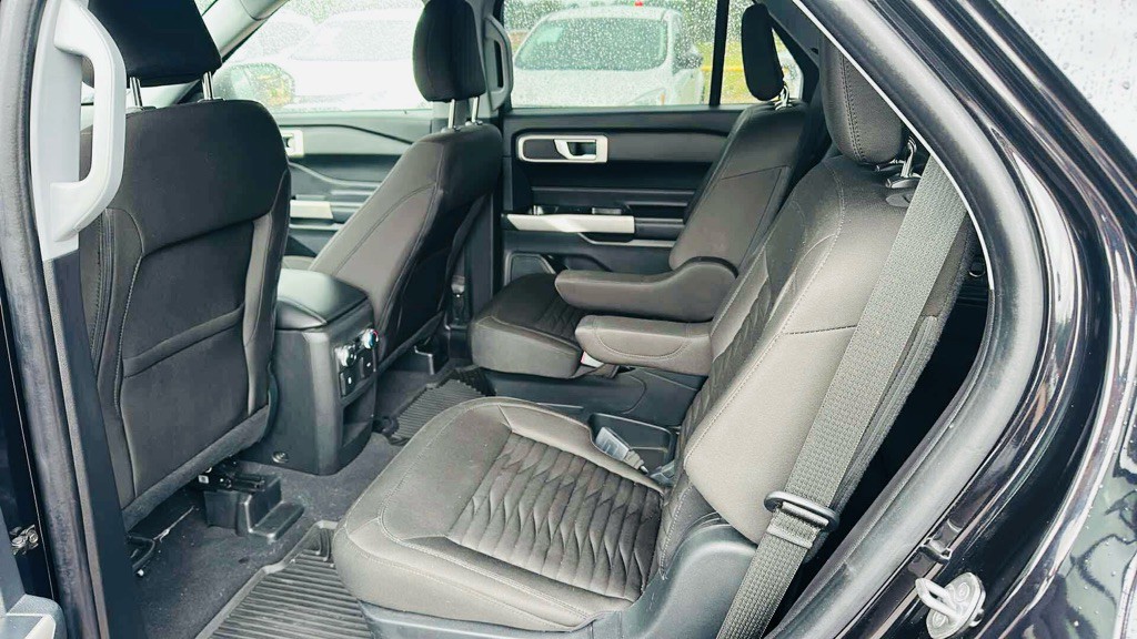 2021 Ford Explorer Image 7
