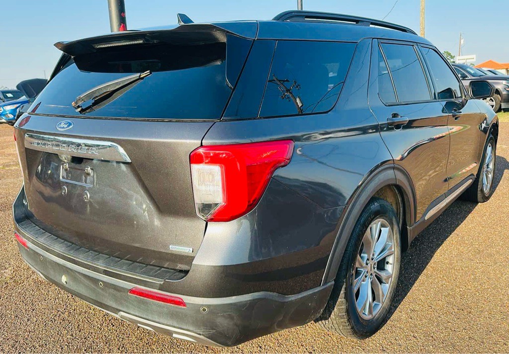 2020 Ford Explorer Image 3