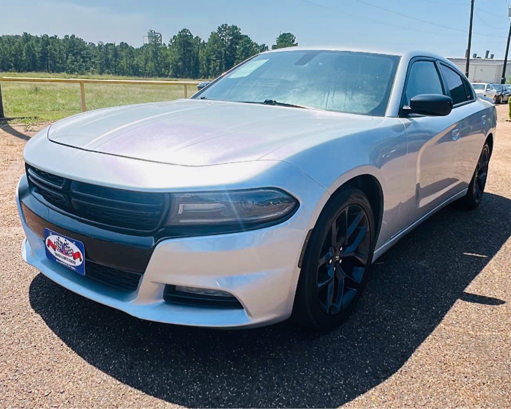 2021 Dodge Charger Image 2