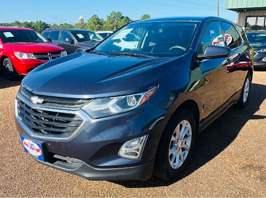 2018 Chevrolet Equinox Image 2