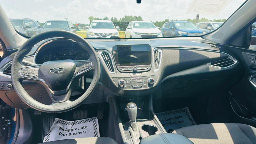 2019 Chevrolet Malibu Image 5