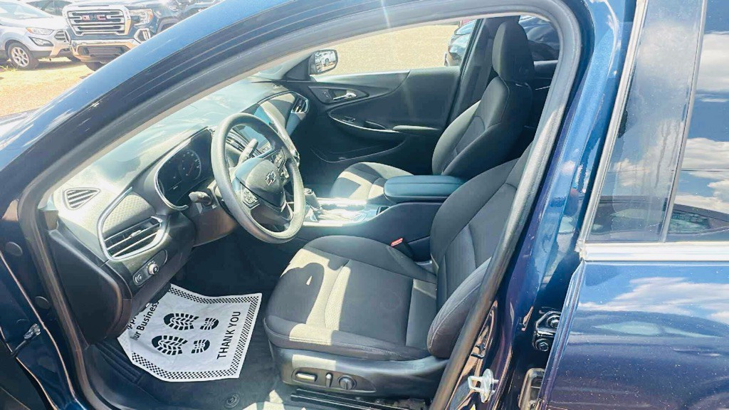2019 Chevrolet Malibu Image 6