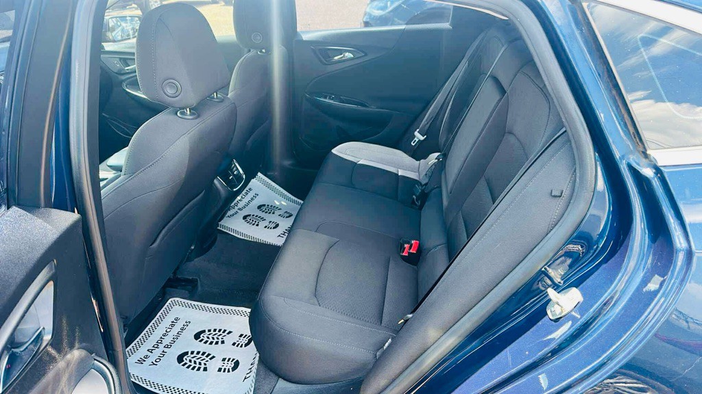 2019 Chevrolet Malibu Image 7