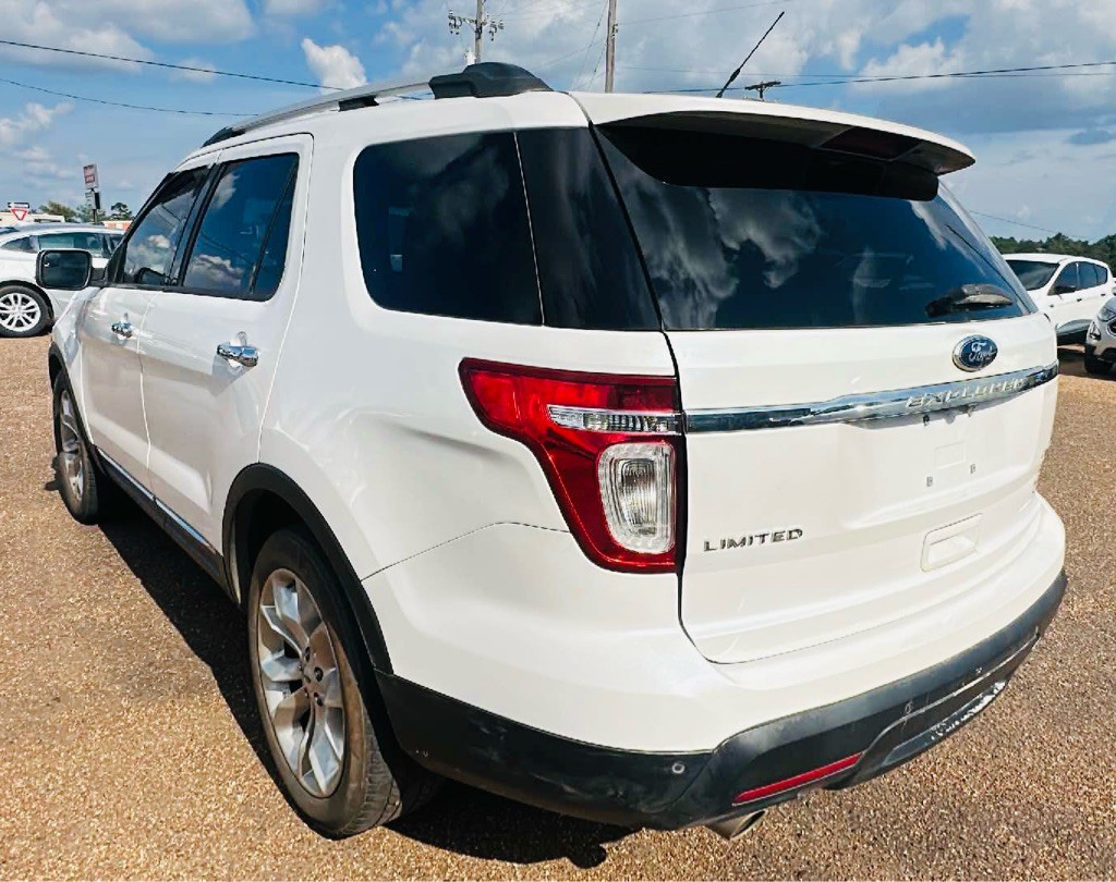2014 Ford Explorer Image 3