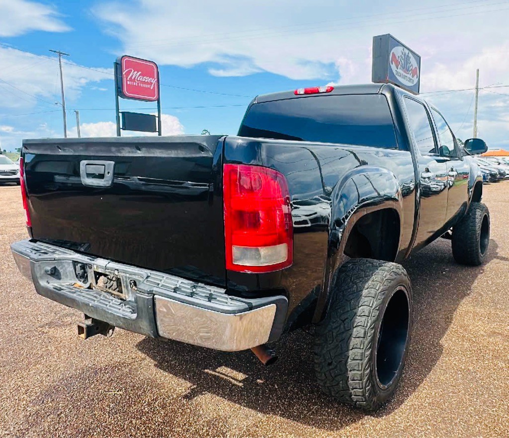2011 GMC Sierra Image 5