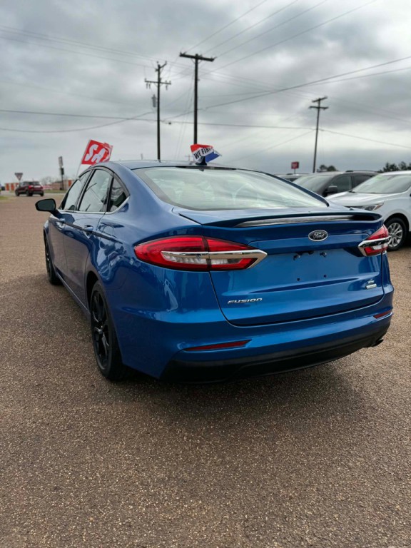 2020 Ford Fusion Image 3