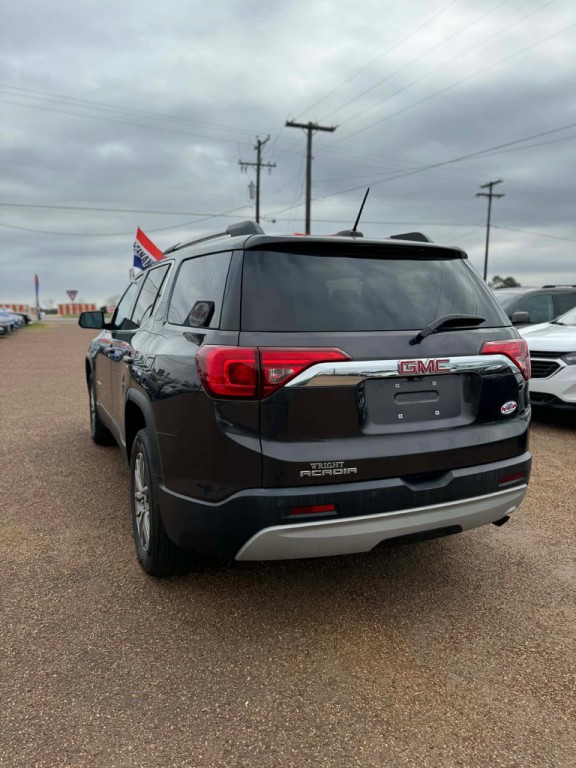 2017 GMC Acadia Image 3