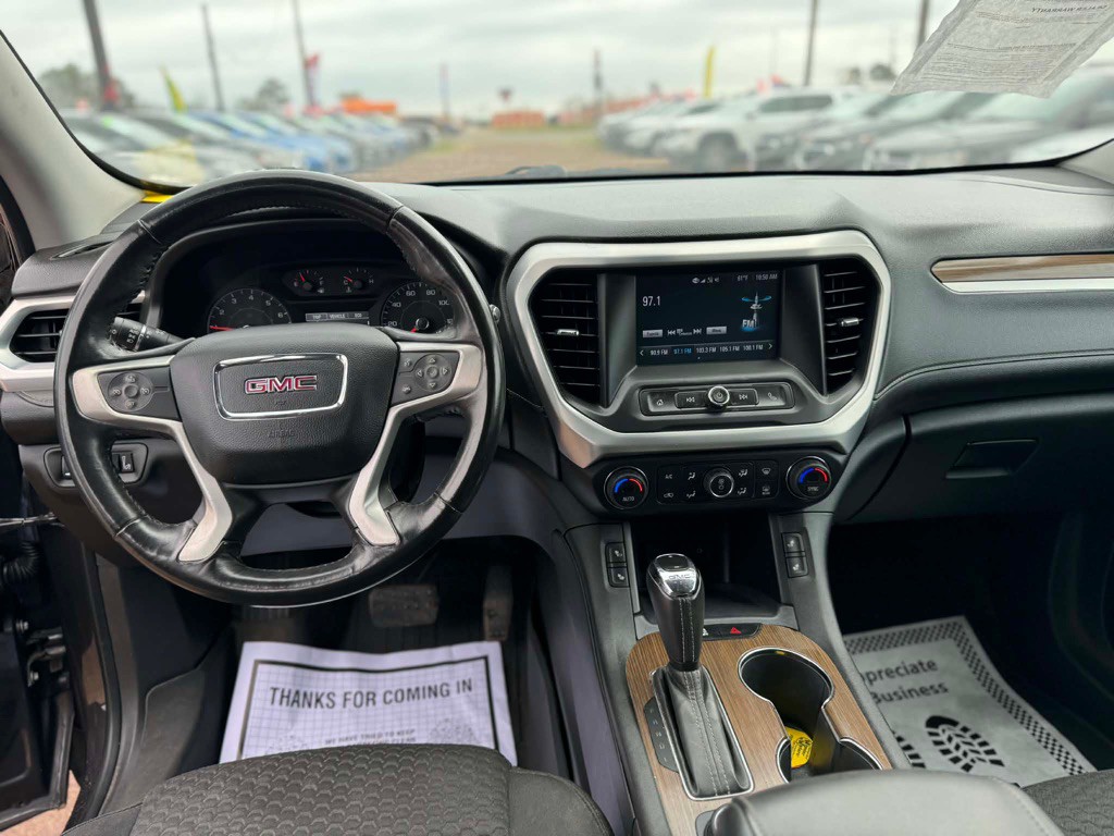 2017 GMC Acadia Image 5