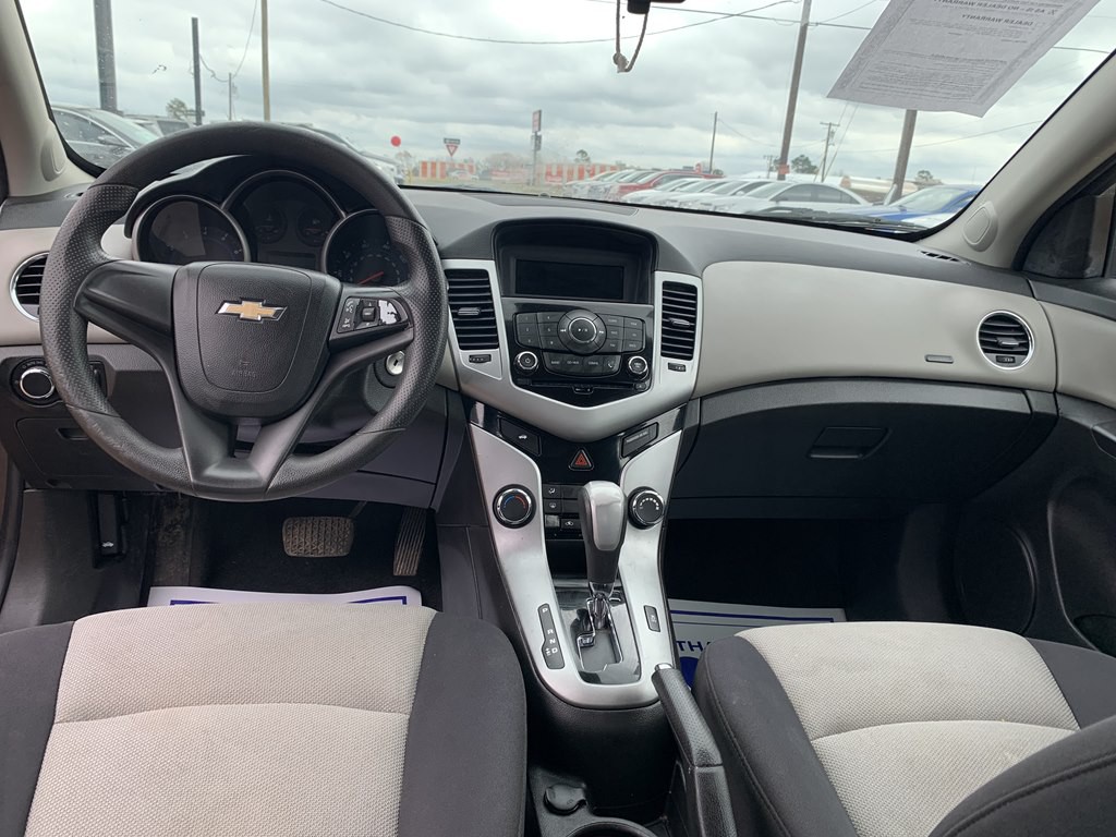 2015 Chevrolet Cruze Image 7
