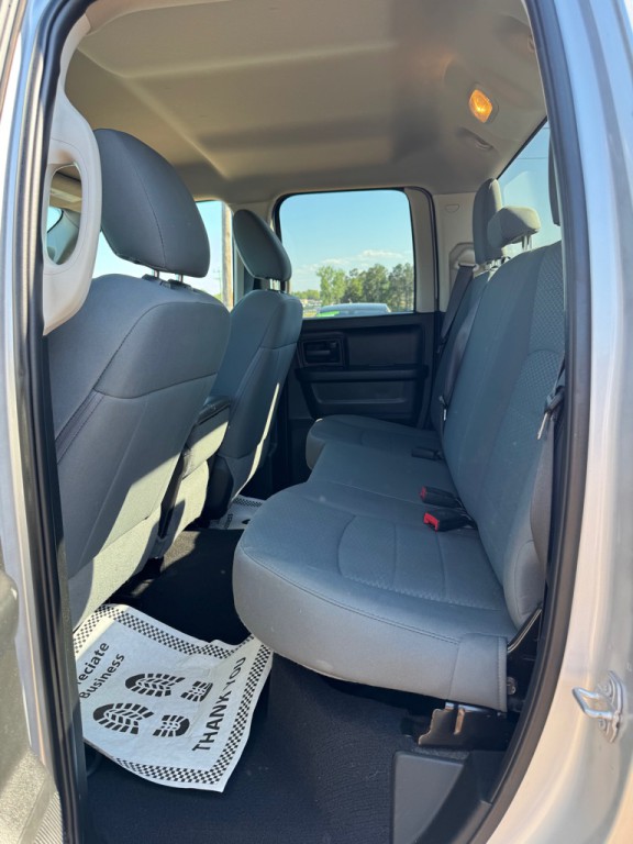 2019 RAM 1500 Image 7