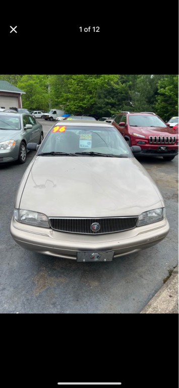 1996 Buick Skylark Image 1
