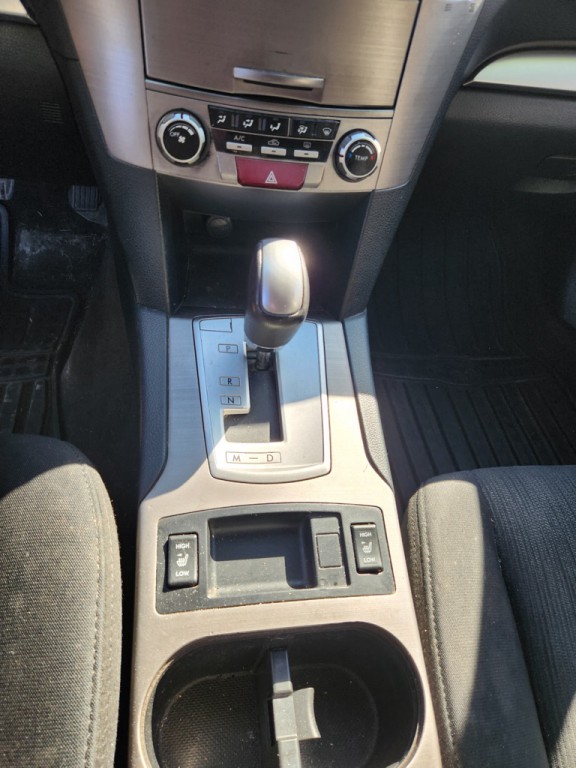 2014 Subaru Outback Image 9
